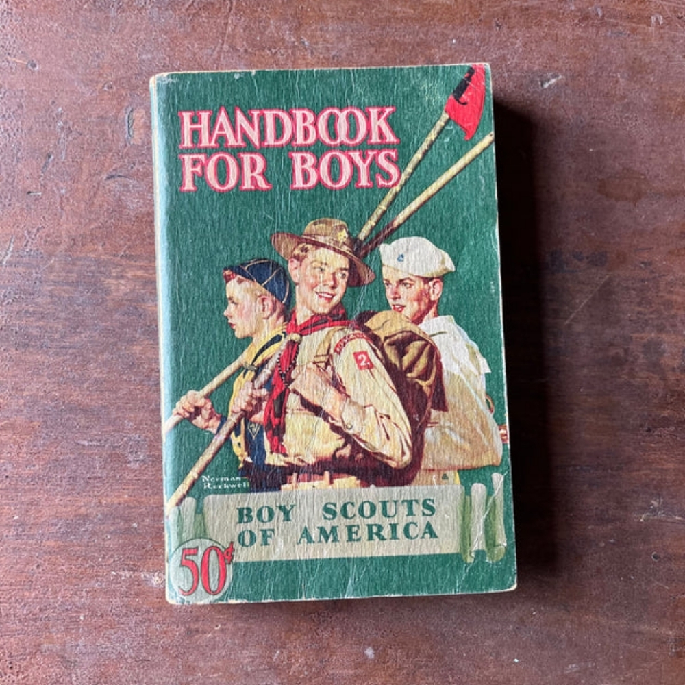 BOY SCOUTS OF AMERICA HANDBOOK - 1943 PAPERBACK EDITION